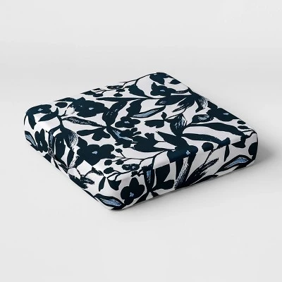 20"x20" Outdoor Deep Seat Cushion - Room Essentials™ 4 20"x20" Outdoor Deep Seat Cushion - Room Essentials™ - Image 2