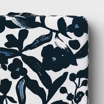 20"x20" Outdoor Deep Seat Cushion - Room Essentials™ 5 20"x20" Outdoor Deep Seat Cushion - Room Essentials™ - Image 3